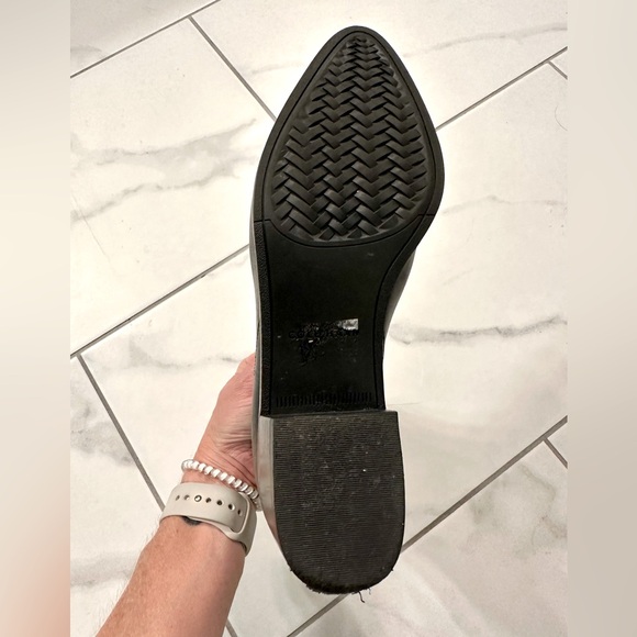 Cole Haan Black Leather Marine Pointed Toe Chelsea Ankle Booties SZ 6 - Picture 14 of 15